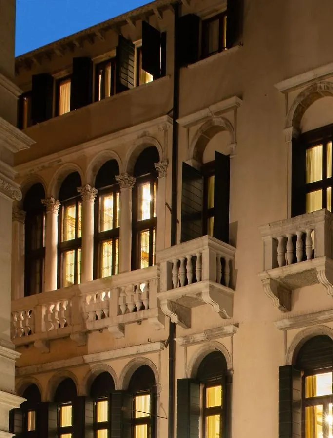 Hotel Eight Venezia
