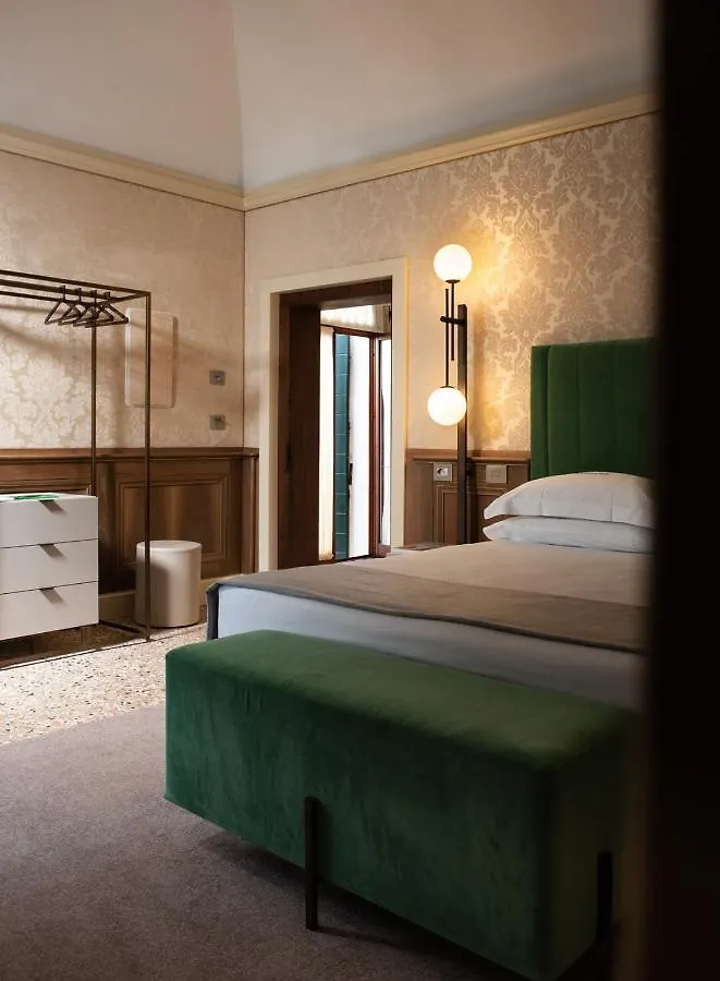Hotel Eight Venezia 5*, Venedig Italien