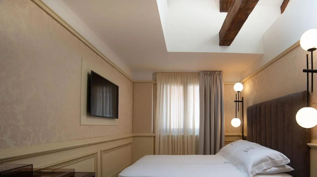 Hotel Eight Venezia Italien